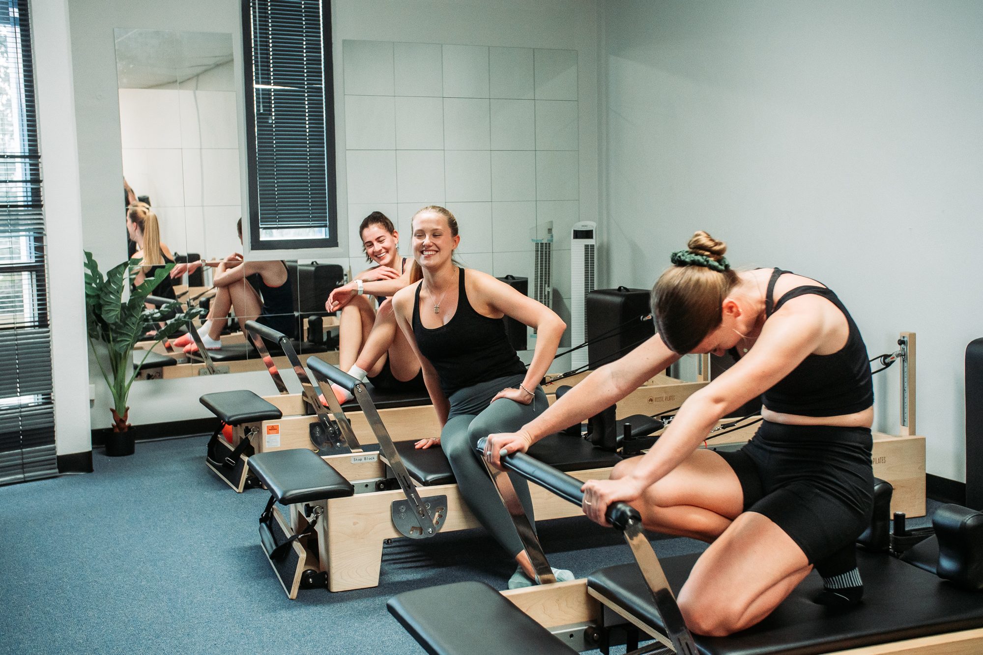 Hybrid ½ Mat & ½ Reformer class